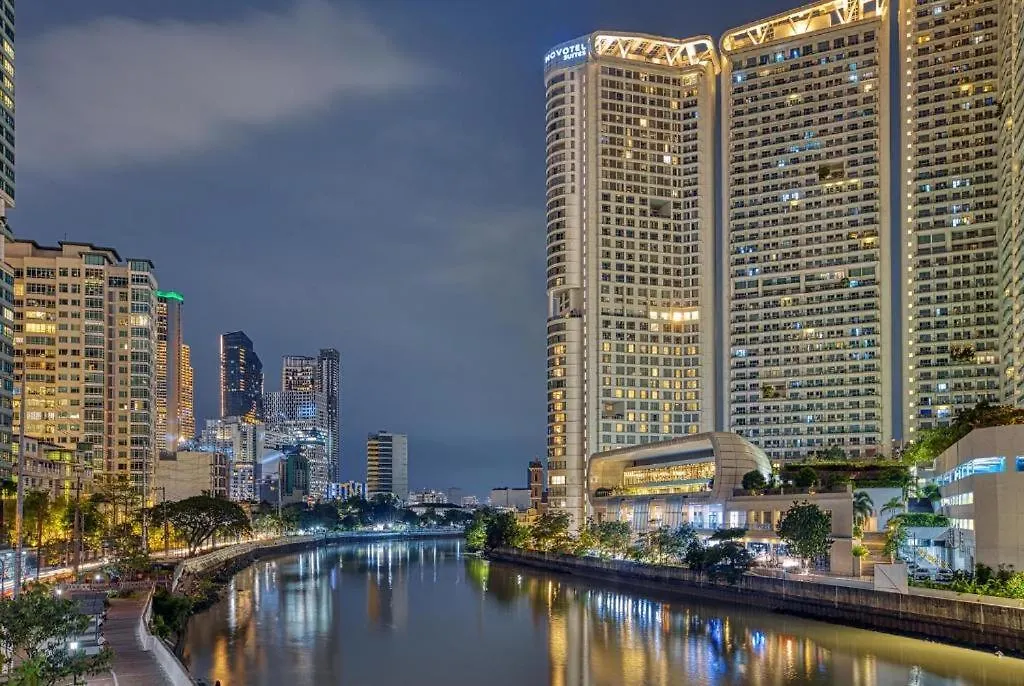 Novotel Manila Aqua Residences Near Makati By Hamodi'Scrib 0*,