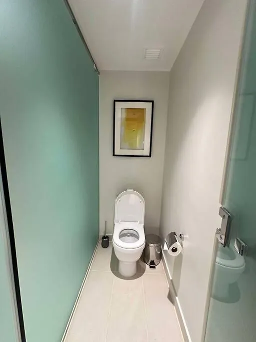 Novotel Manila Aqua Residences Near Makati By Hamodi'Scrib Apartment