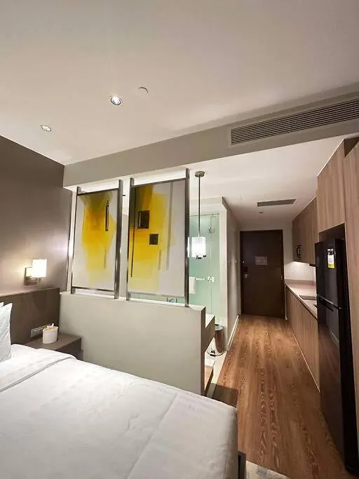 Novotel Manila Aqua Residences Near Makati By Hamodi'Scrib 0*,