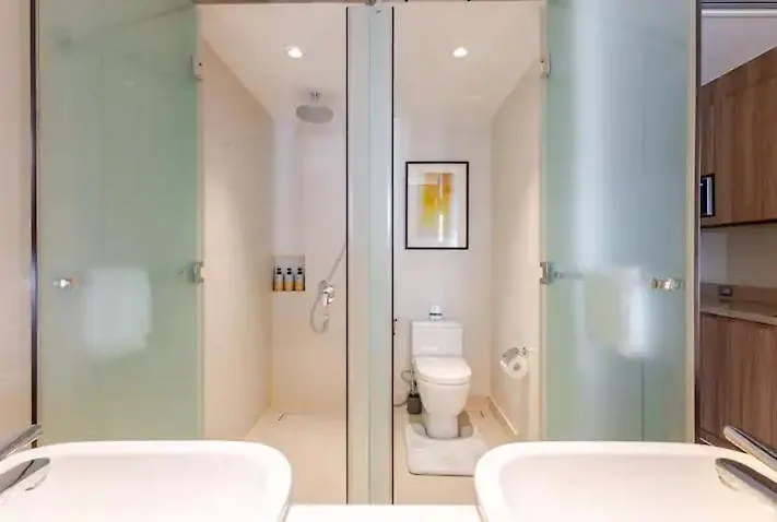 Novotel Manila Aqua Residences Near Makati By Hamodi'Scrib 0*,  Philippines