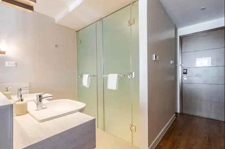 Apartment Novotel Manila Aqua Residences Near Makati By Hamodi'Scrib