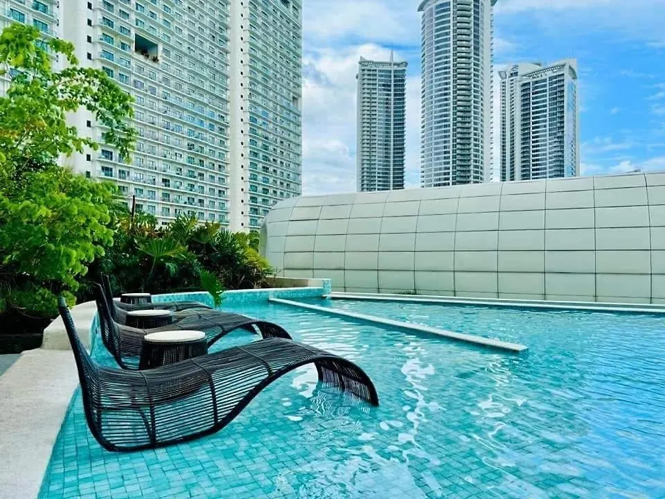 Novotel Manila Aqua Residences Near Makati By Hamodi'Scrib 0*,