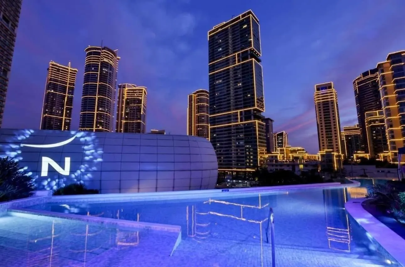 Novotel Manila Aqua Residences Near Makati By Hamodi'Scrib Apartment